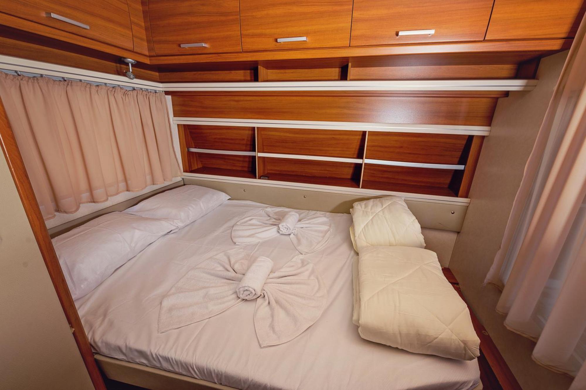 Каравани Avi Iris Фичоза Hotel Varna Luaran gambar