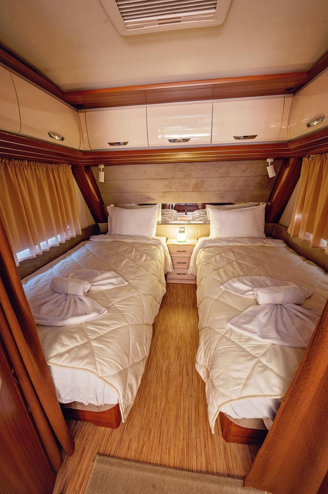 Каравани Avi Iris Фичоза Hotel Varna Luaran gambar
